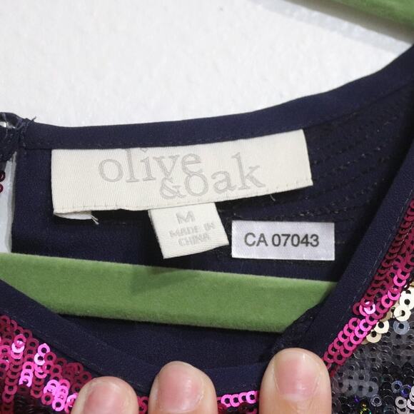 Olive & Oak Navy Sequin Blouse Sz M - Picture 5 of 11